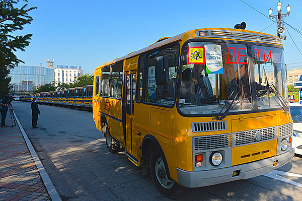 Комсомольск получит 2 новых школьных автобуса