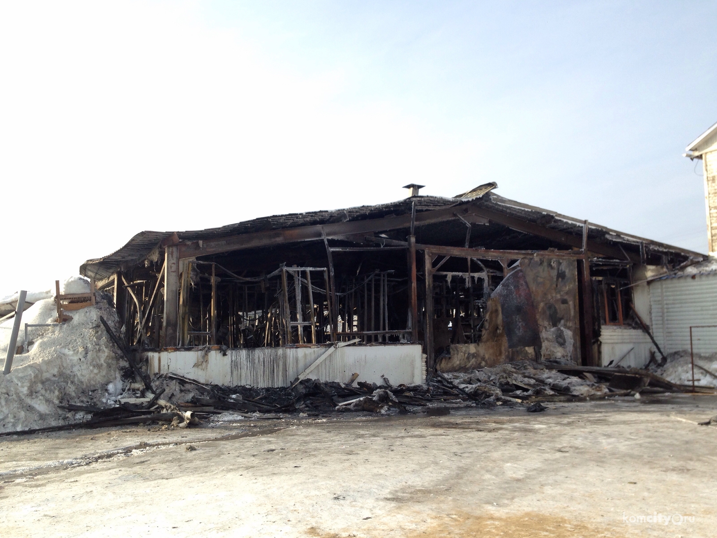 Во время пожара в посёлке Огнеупорном погиб человек