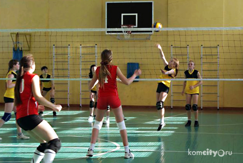 Комсомольчанки одержали победу на первенстве края по волейболу