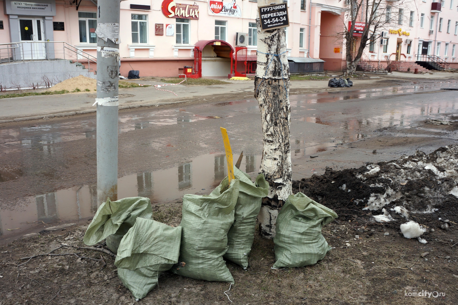 Более 48-ми тысяч комсомольчан приняли участие в субботнике