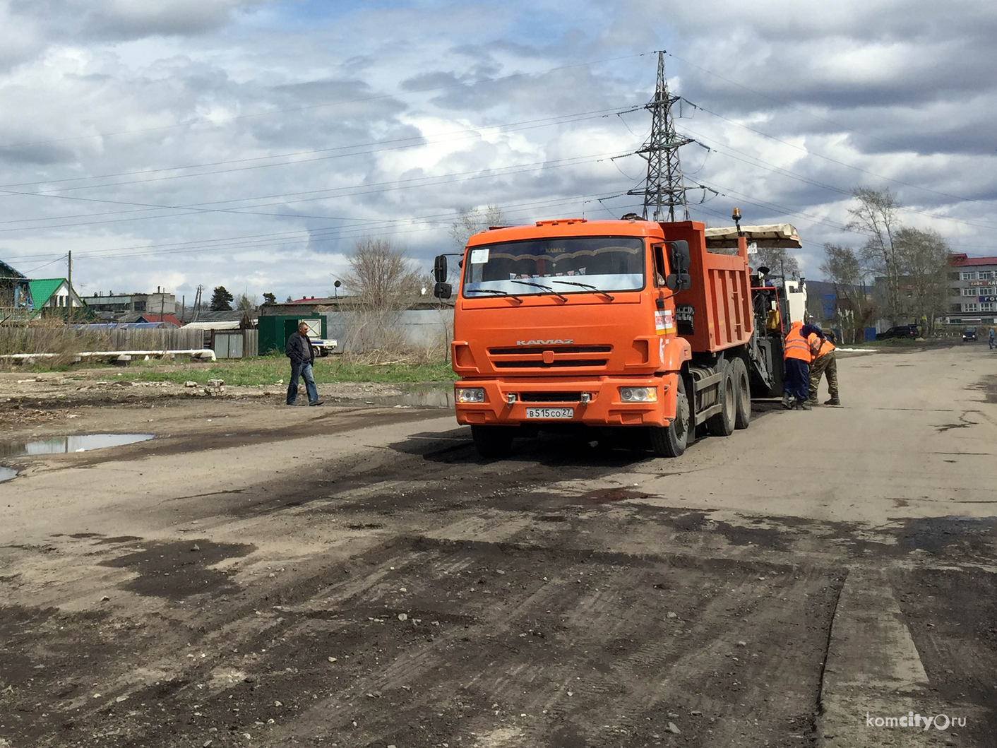 Подрядчики неправильно «режут» ямы на городских дорогах