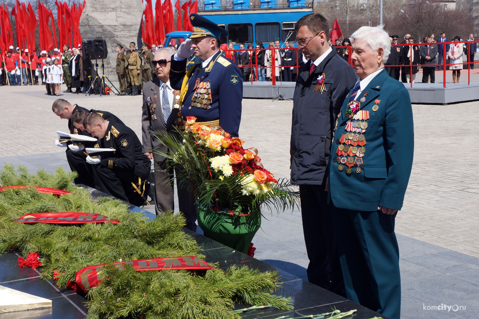 На Мемориальном комплексе состоялся митинг в честь 70-й годовщины окончания Великой Отечественной войны