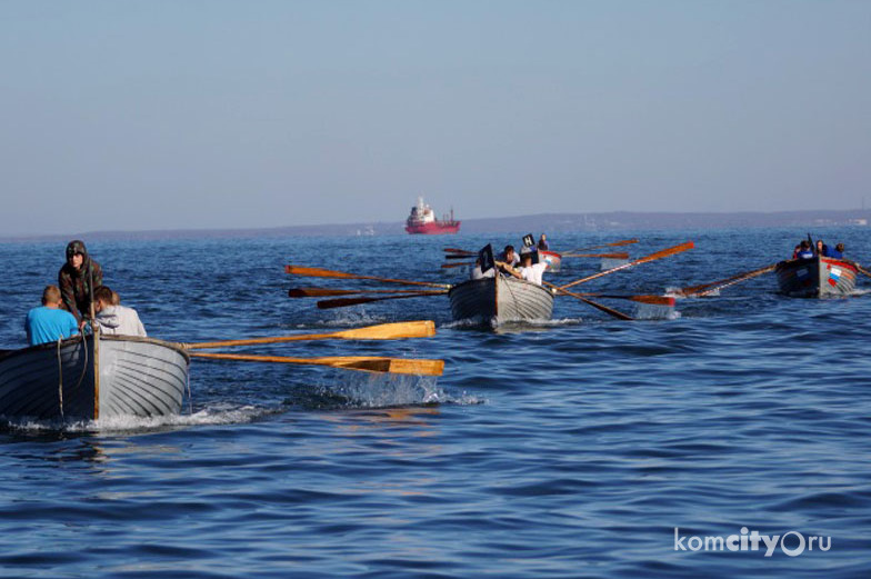 Курсанты Клуба юных моряков заняли третье место в приморских соревнованиях по гребле на шлюпках