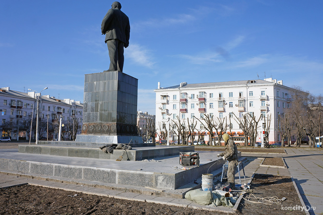 Завершился текущий ремонт памятника Ленину