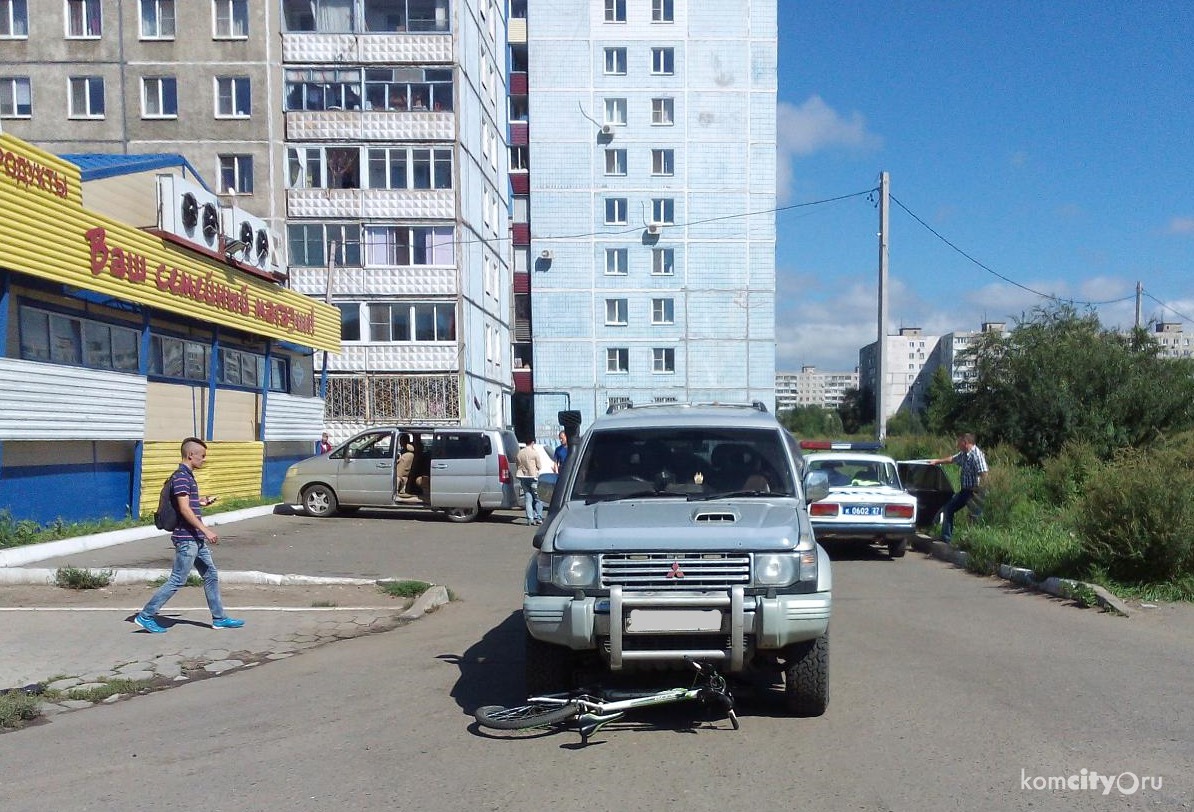 В Привокзальном районе под колёса внедорожника попал 17-летний велосипедист