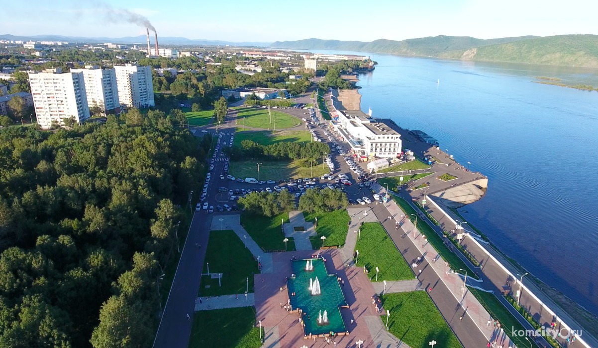 Комс на амуре. Комсомольск Хабаровский край. Набережная Комсомольска на Амуре. Город Комсомольск-на-Амуре Хабаровского края. Комсомольском-на-Амуре.