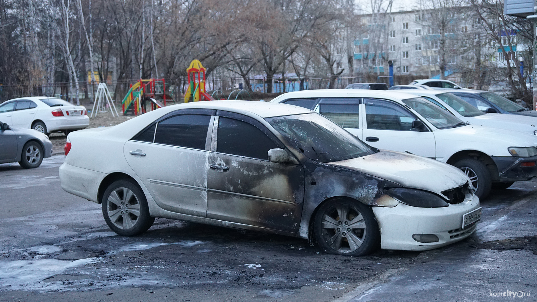 В переулке Дворцовом ночью сгорела машина