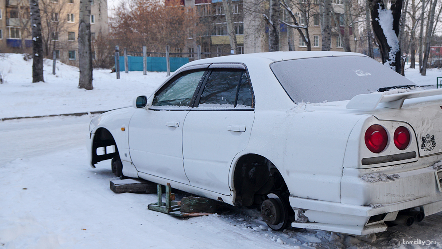 Полиция задержала подозреваемых в краже автомобильных колёс