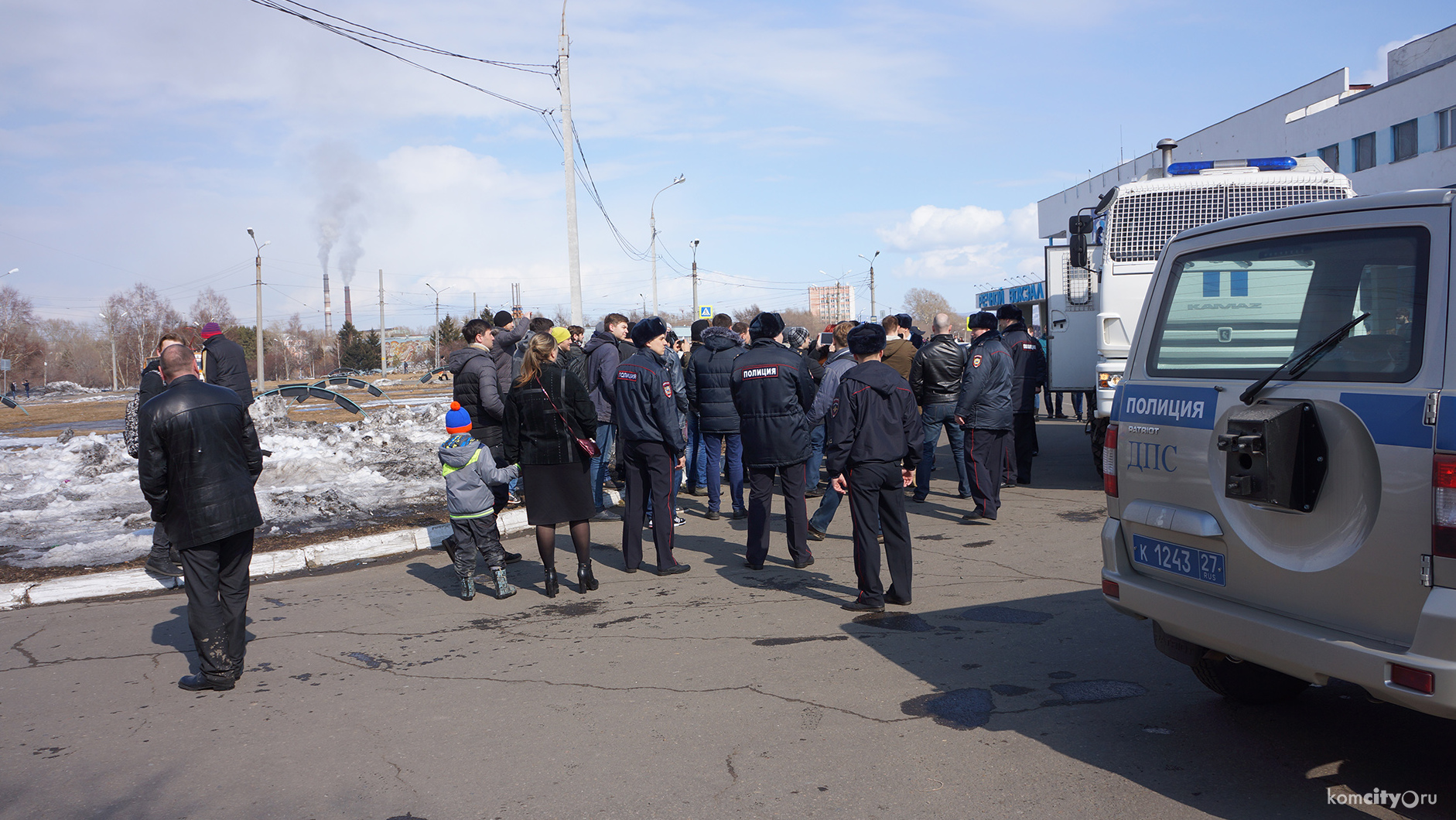 «Террористическая угроза» помешала проведению антикоррупционной акции в Комсомольске-на-Амуре (Видео)