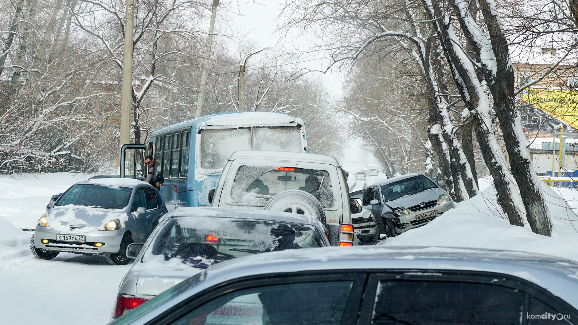 Из-за ДТП полностью блокирована улица Севастопольская между Ленина и Вокзальной