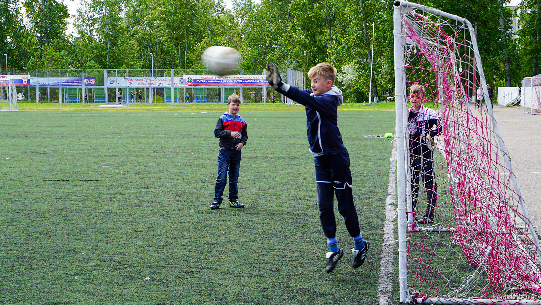 В день защиты детей состоялся футбольный турнир для воспитанников детских садов