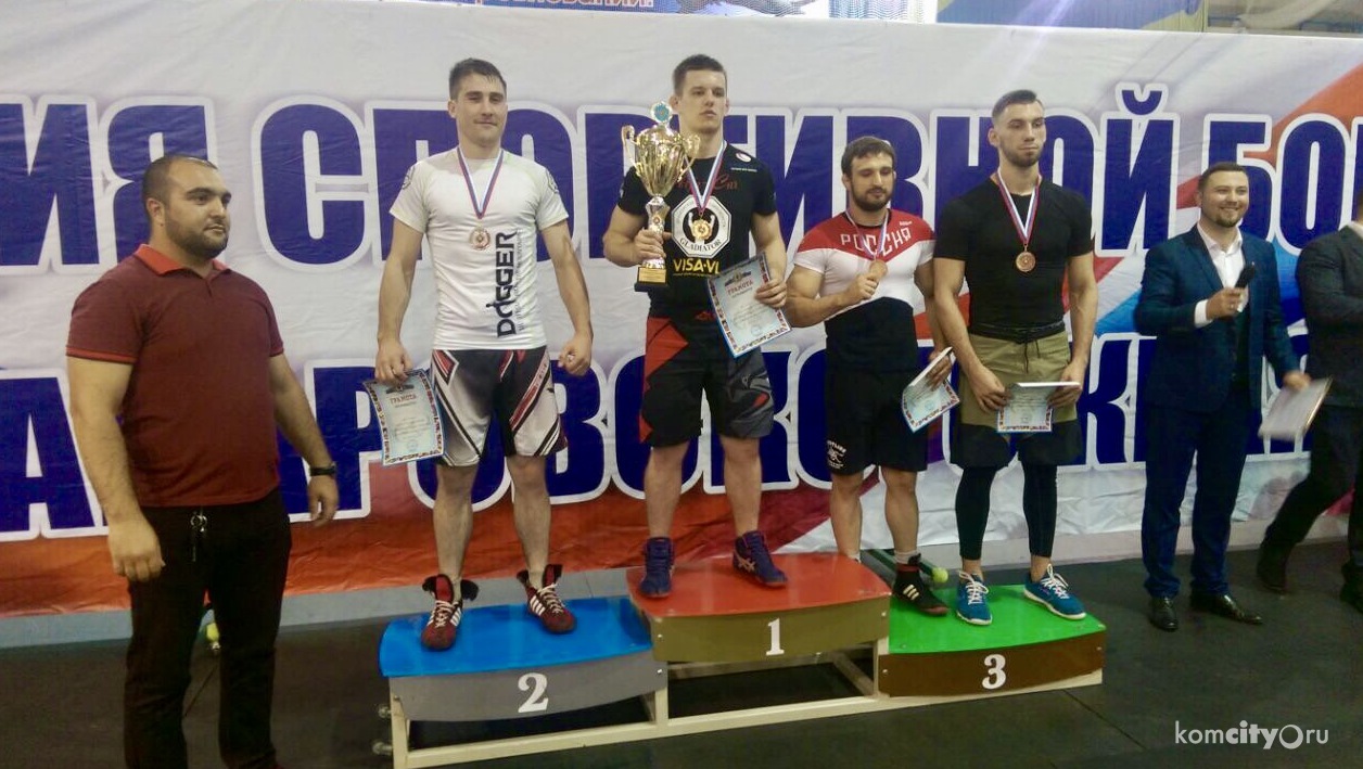 Комсомольчане взяли три медали на всероссийском турнире по грэпплингу