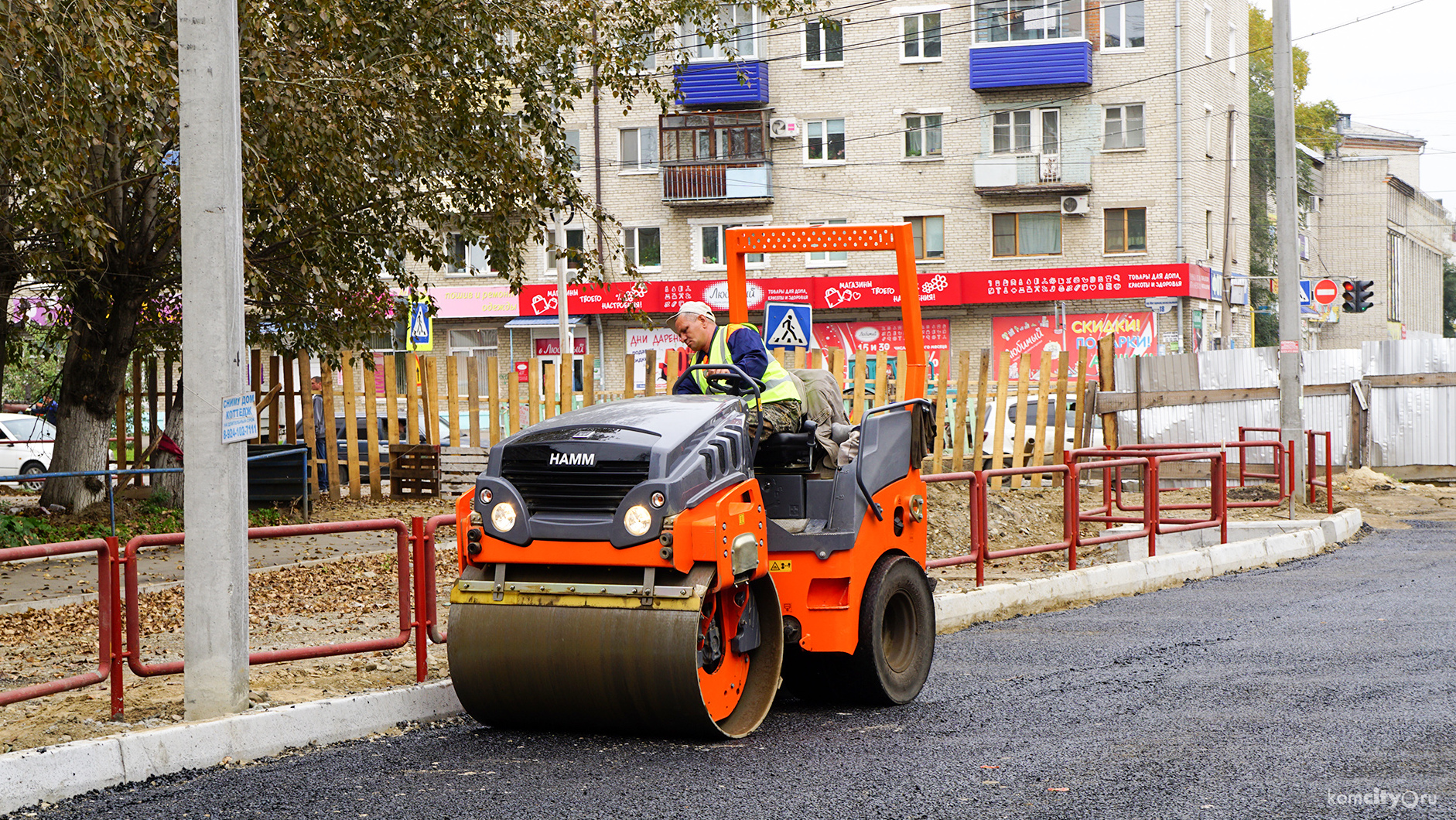 Администрация попробует «сэкономить» больше 30-ти миллионов в судебном споре с подрядчиком, сорвавшим график ремонта улицы Комсомольской