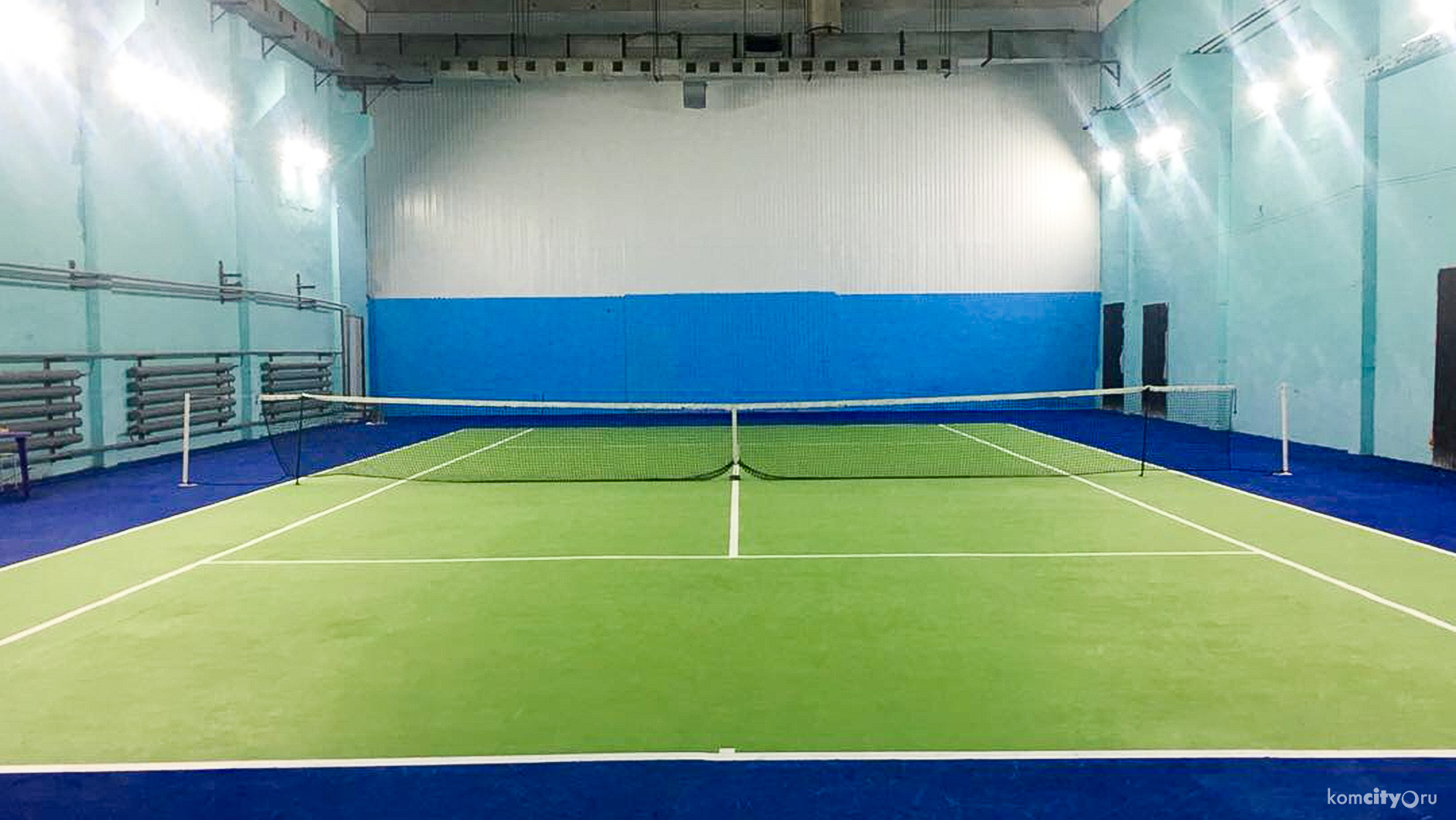 Первый зимний теннисный зал открыли в Комсомольске