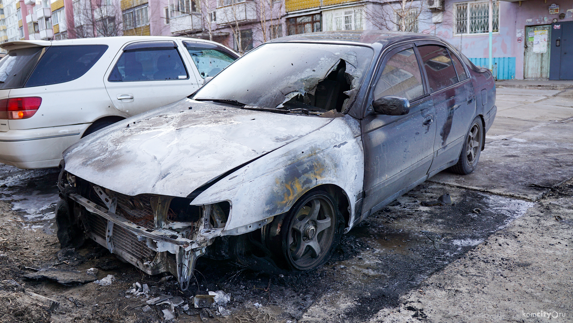 На Гагарина ночью сгорел автомобиль