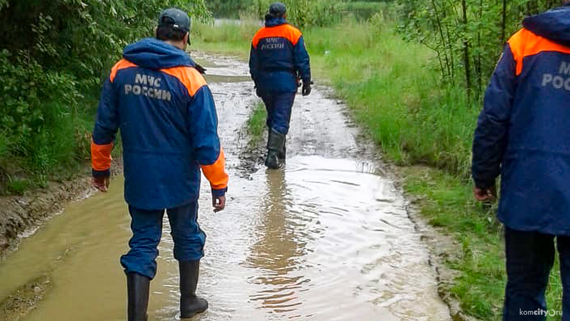 Спасатели и добровольцы ведут поиск пропавшего на Эвороне мужчины