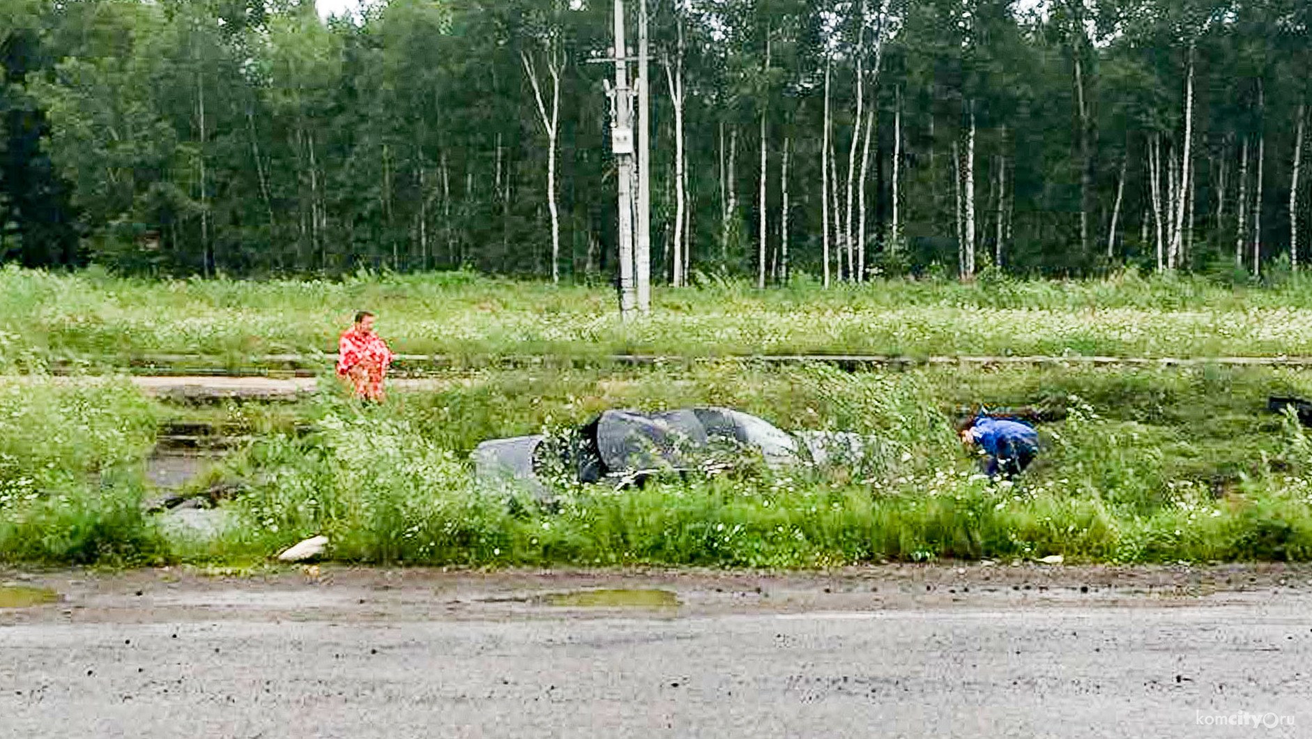 На Хумминском шоссе перевернулся Марк-2, пострадали три человека