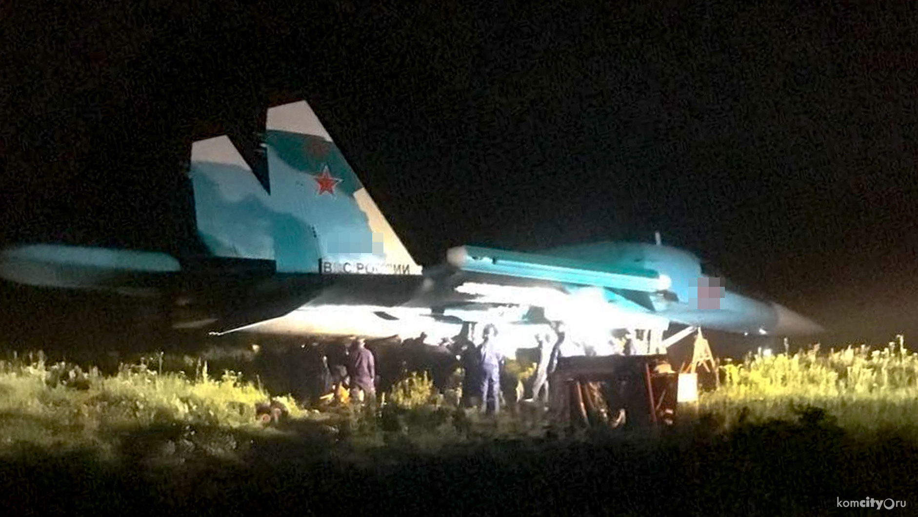 В Хурбе Су-34 при посадке выкатился за пределы ВПП