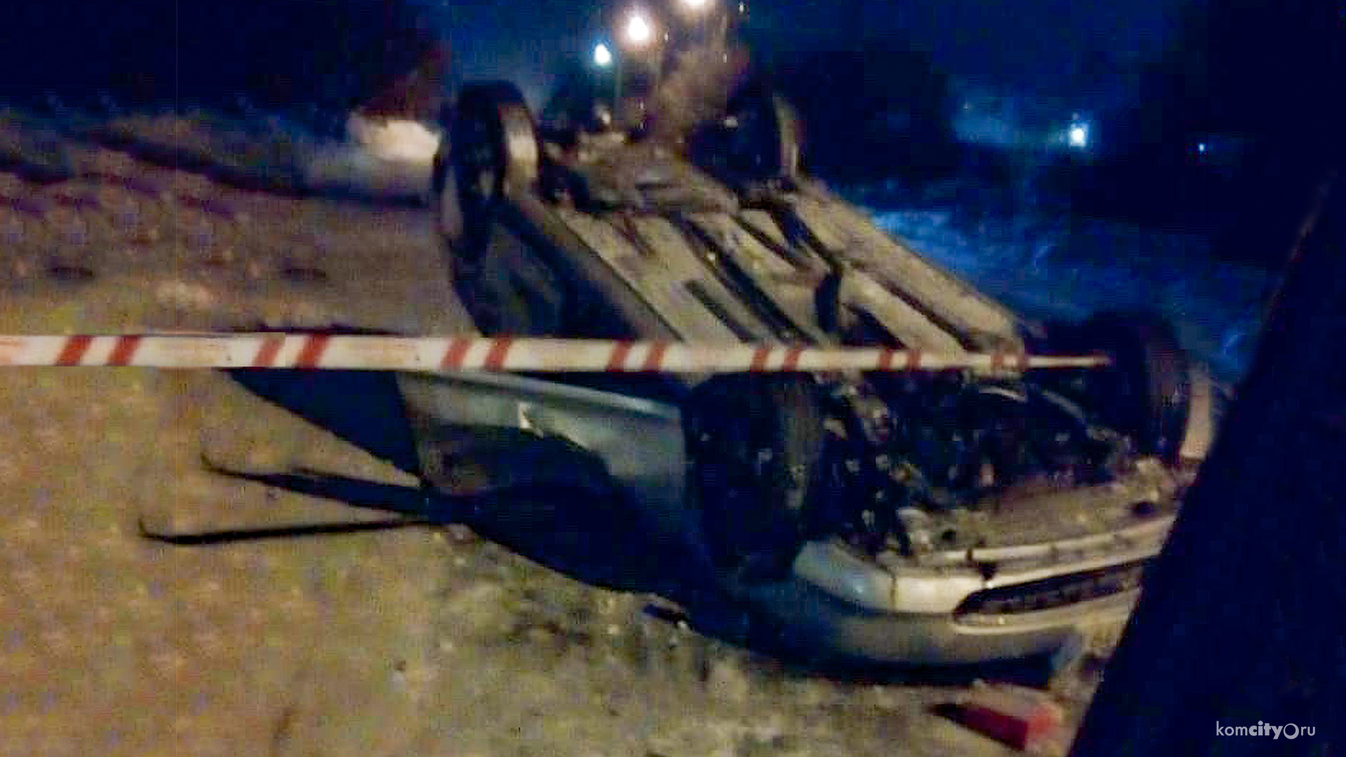 На Дзержинского «Хонда Цивик» снесла столб, водитель погиб