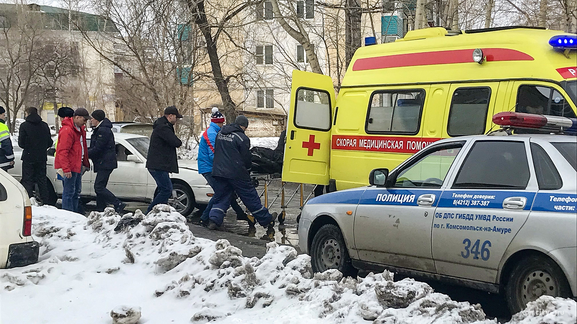 На Васянина «Камри» сбила садившегося в припаркованную машину водителя