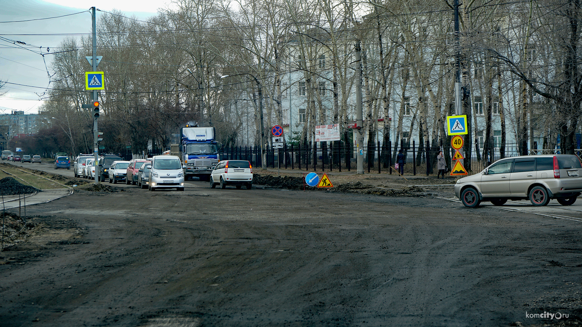 Вокзальную на перекрёстке с Пирогова сегодня и завтра будут перекрывать в связи с ремонтными работами