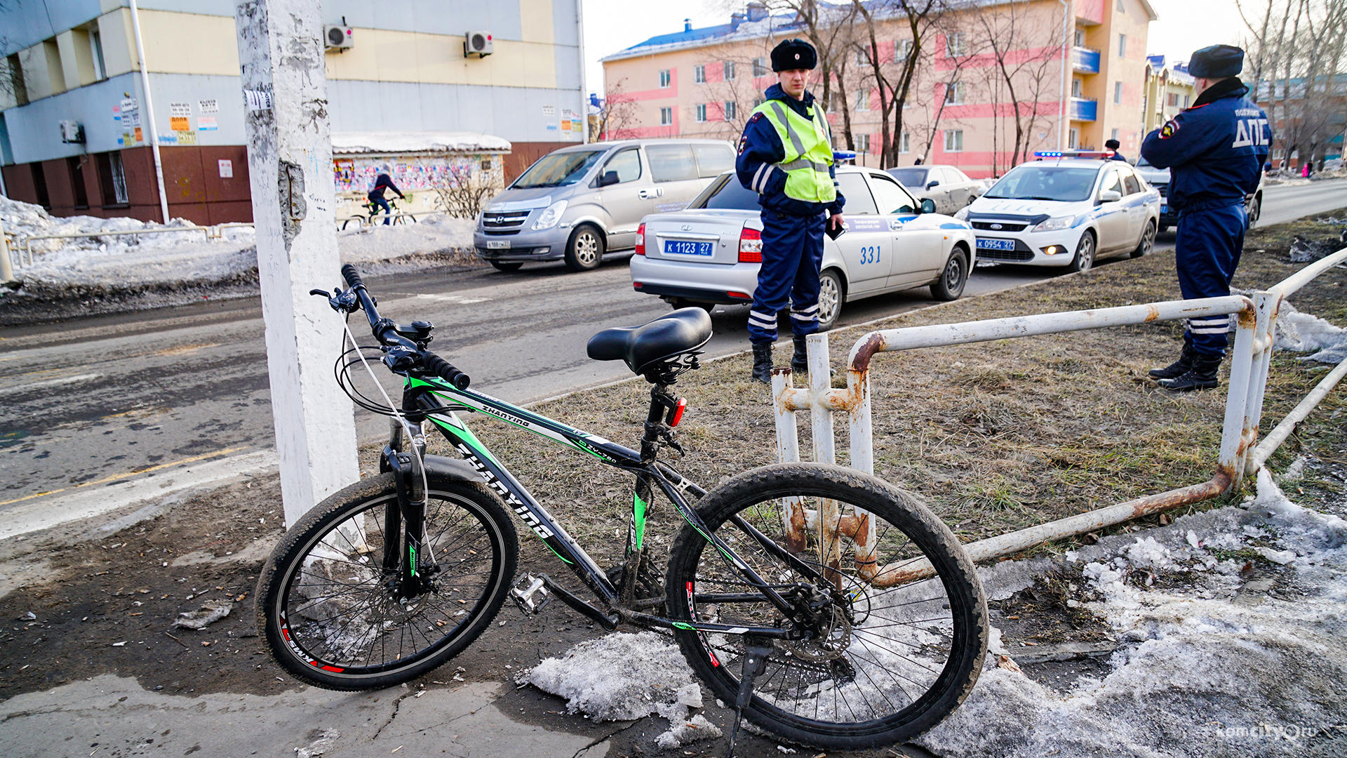 На Кирова велосипедист сбил пешехода