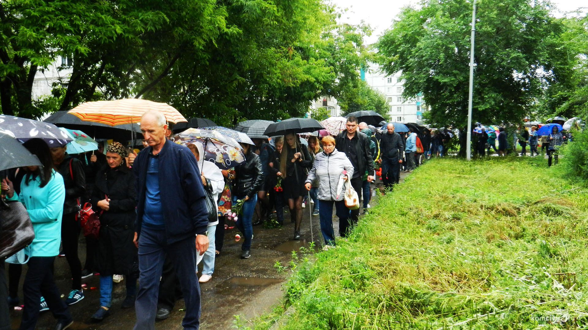 В Комсомольске похоронили первую жертву пожара на «Холдоми»