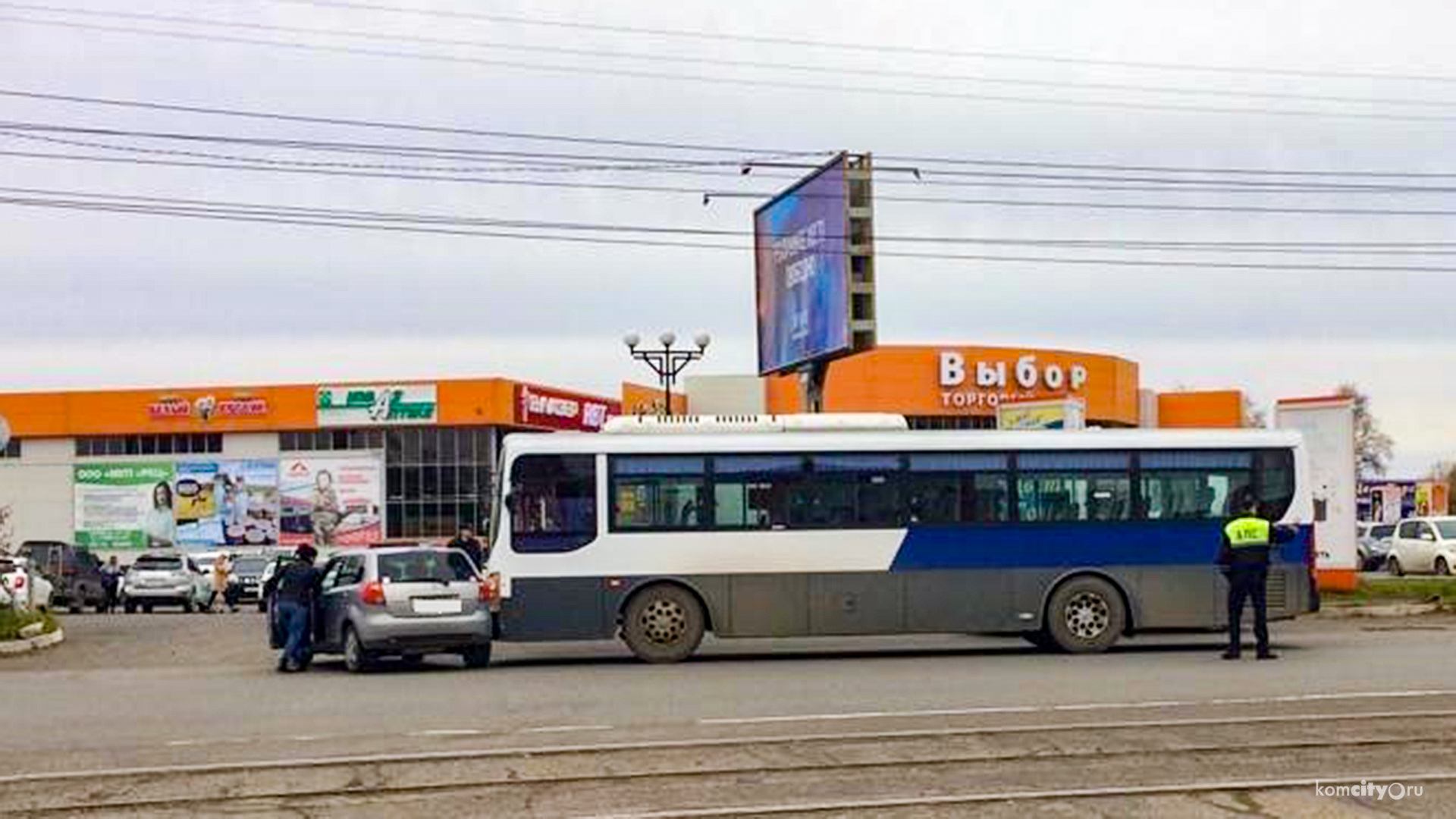 Телефон автовокзала комсомольска. Автовокзал Комсомольск на Амуре. Автобусы Комсомольска-на-Амуре. Автобус 25 Комсомольск на Амуре. Автовокзал Комсомольское.