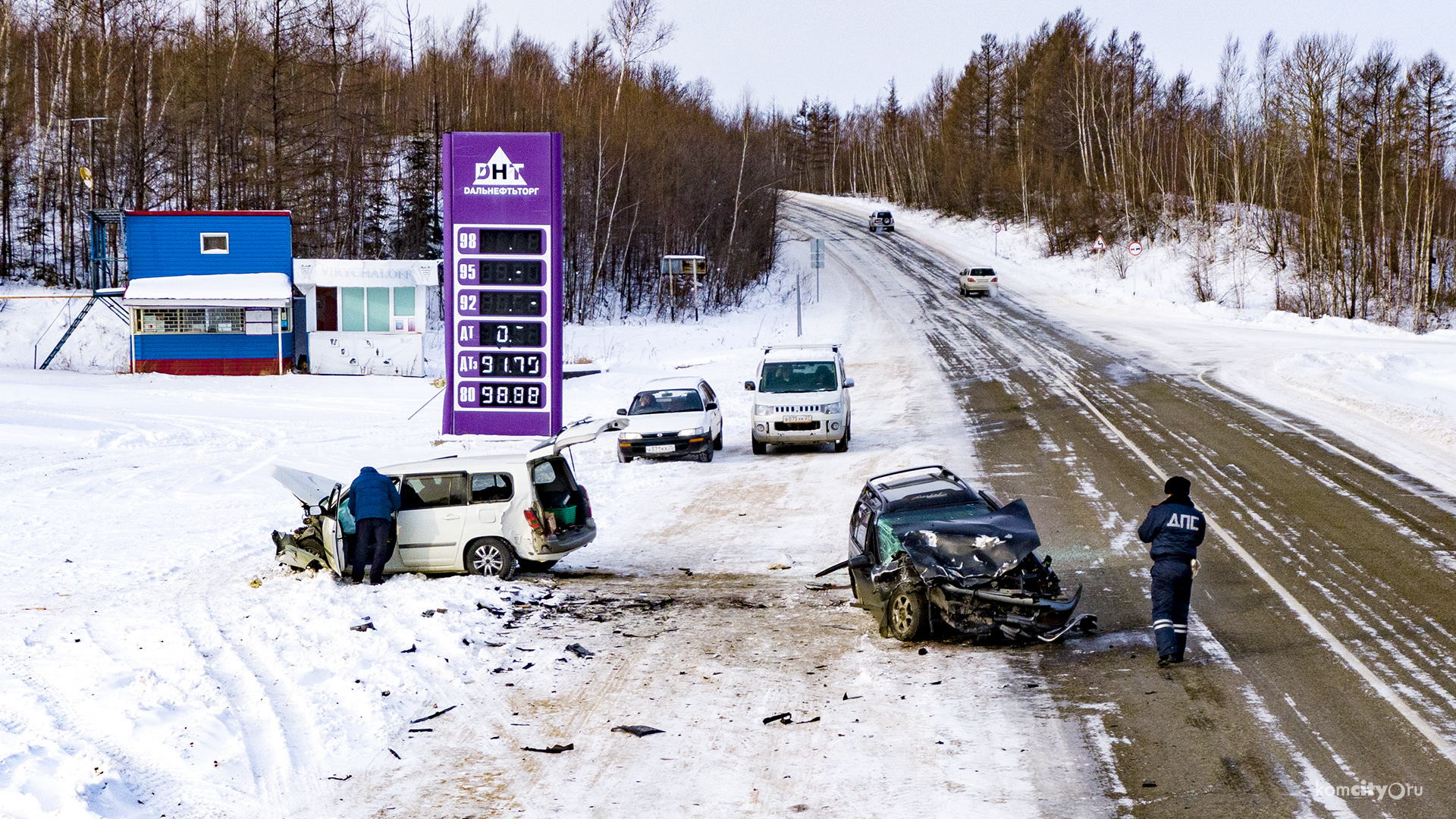 Оба водителя столкнувшихся у поворота на Пивань автомобилей находятся в тяжелом состоянии