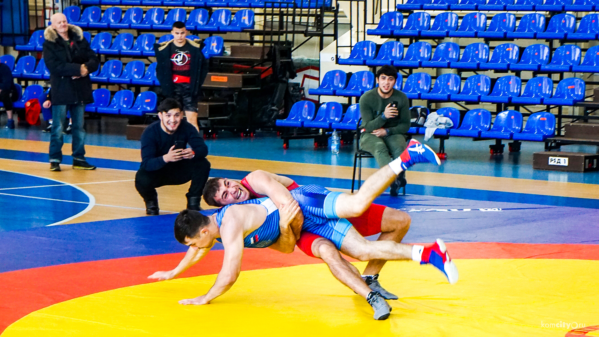 Комсомольчане завоевали максимум медалей на чемпионате края по греко-римской борьбе