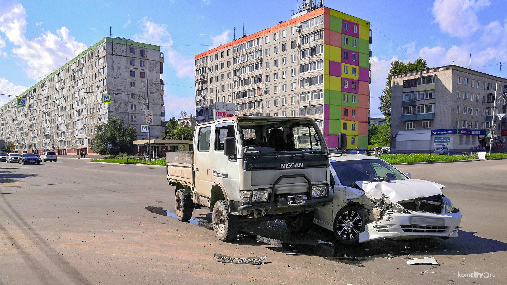 Машины с детьми столкнулись на перекрёстке Вокзальной — Гамарника