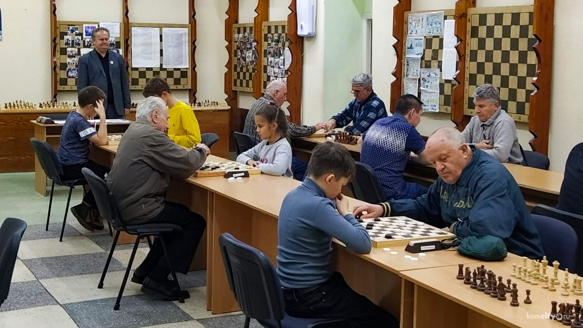 В Комсомольске провели памятный турнир по шашкам