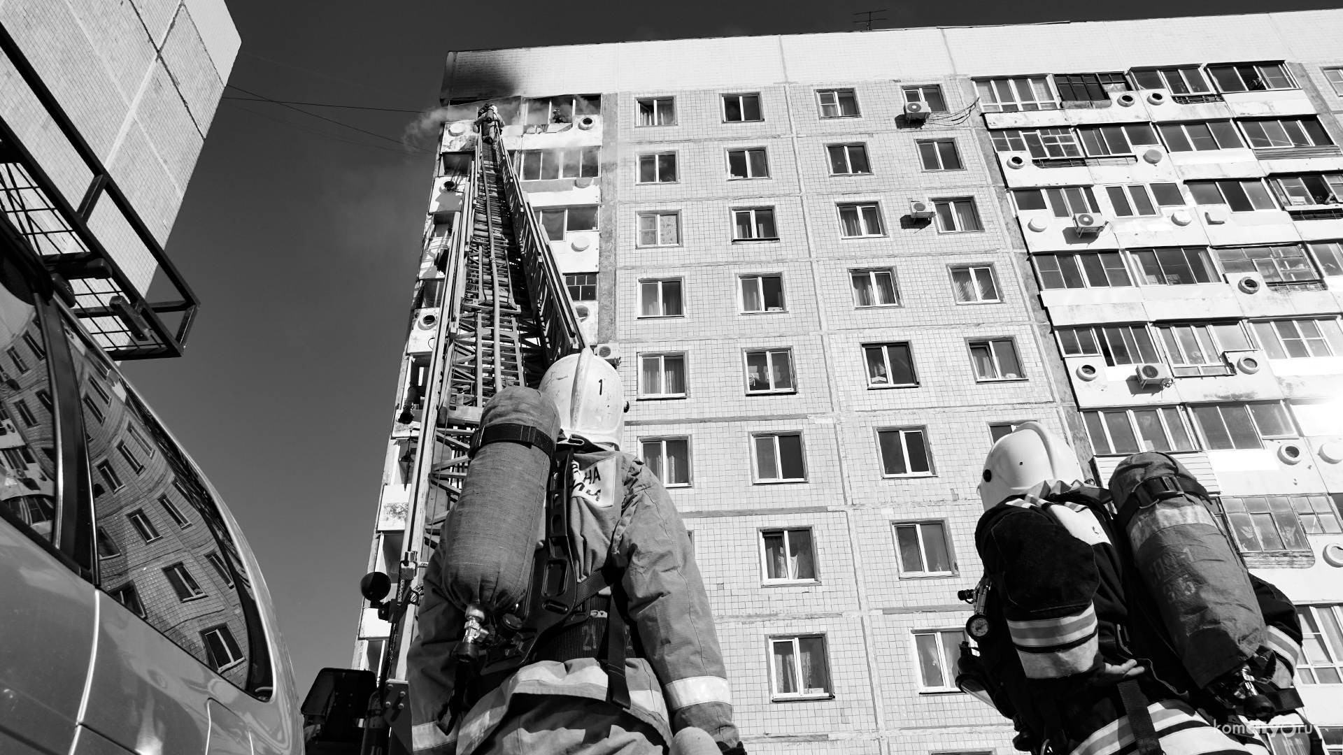 Причиной пожара на «новом Ленина», в котором погиб боец МЧС, могло стать короткое замыкание