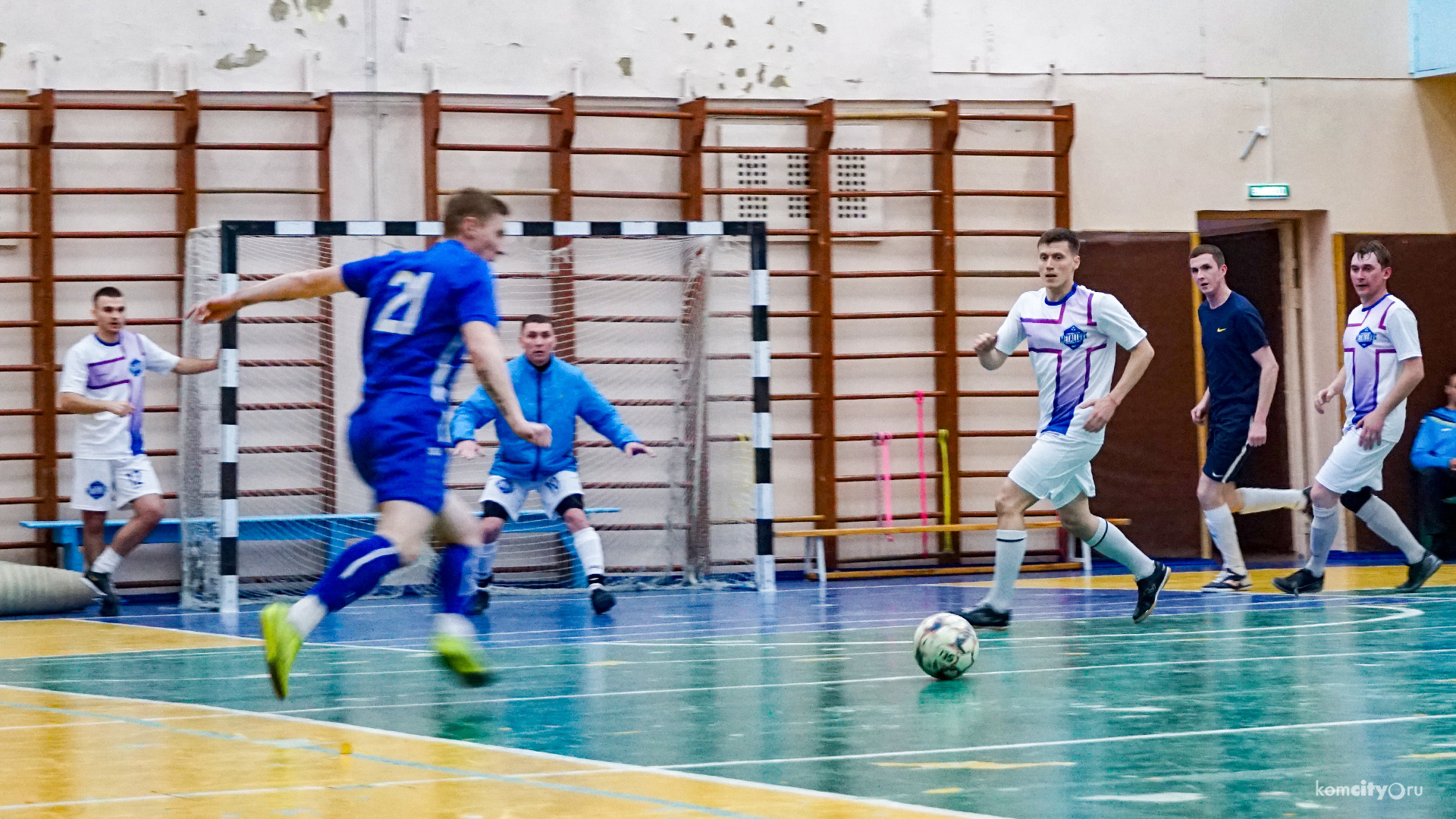 Футболисты «Металлурга» стали победителями городского турнира по мини-футболу среди команд премьер-лиги