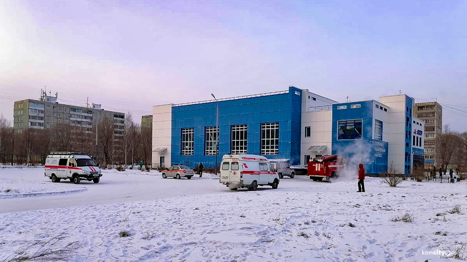 Мотор комсомольск на амуре. Комсомольск на Амуре 1990. Бассейн Амур Комсомольск-на-Амуре. Амур Комсомольск на Амуре. Бассейн Комсомольск на Амуре.