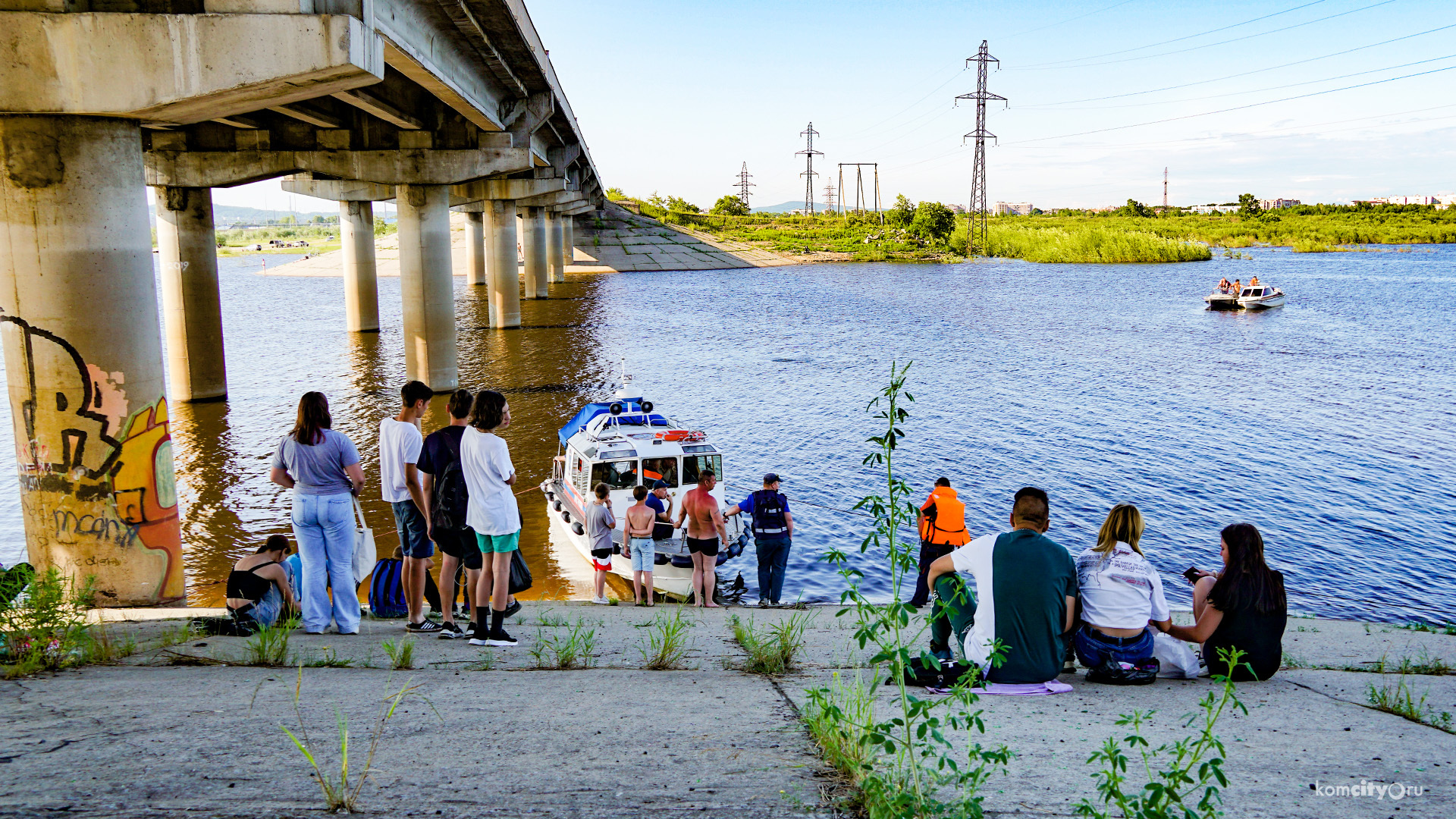 Спасатели подняли со дна Мылок тело утонувшего подростка