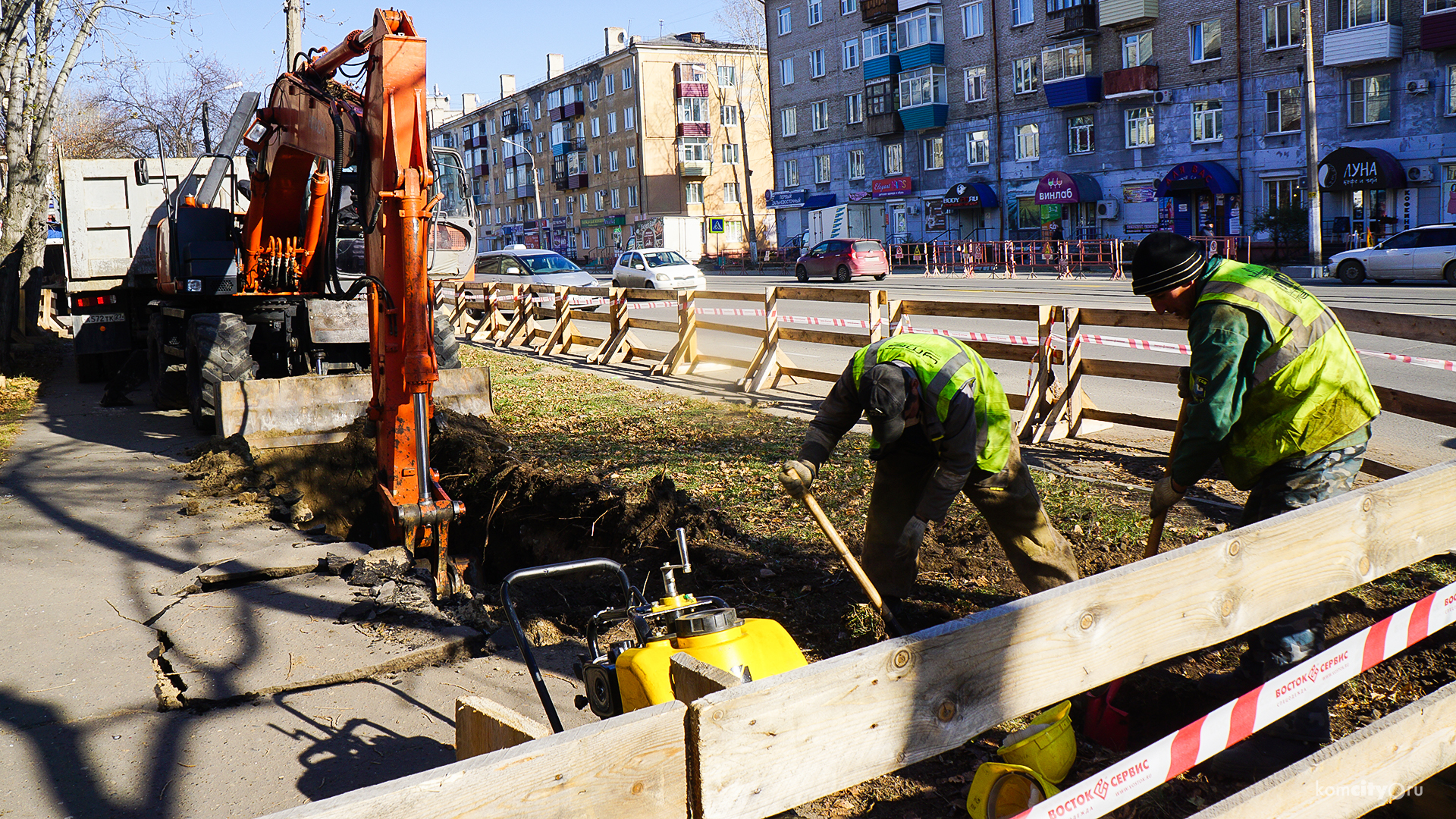 На Ленина возобновились работы по реконструкции водовода