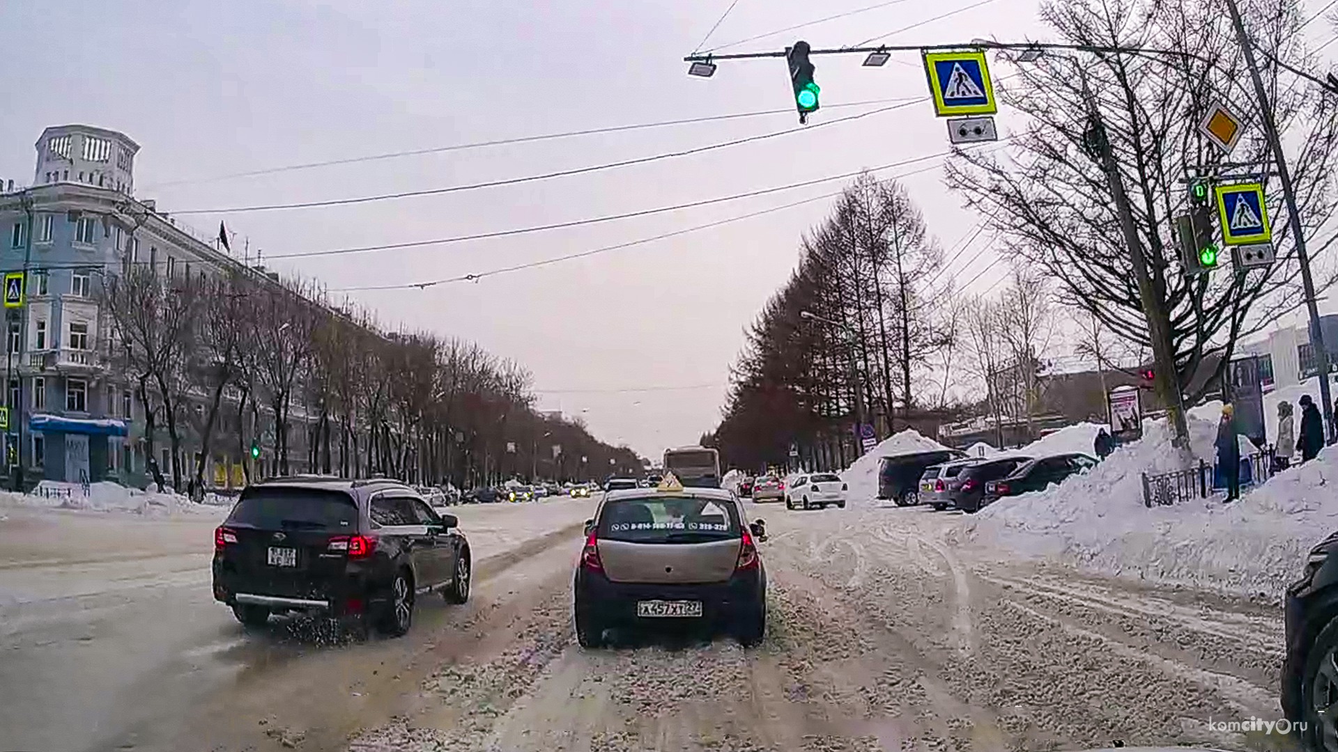 Дорожные химические реагенты испробовали на Кирова и Мира