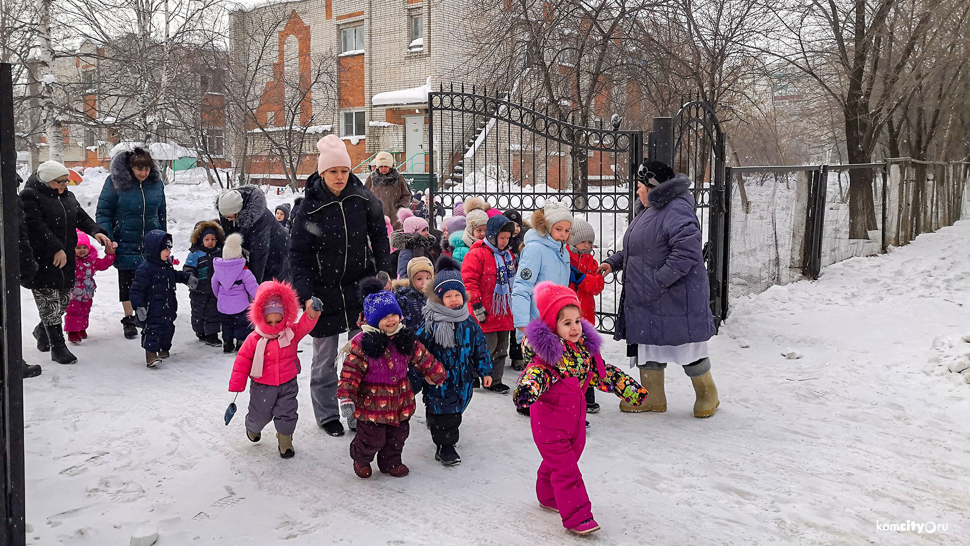 Уже со следующей недели в детсадах края с родителей могут начать требовать qr-коды