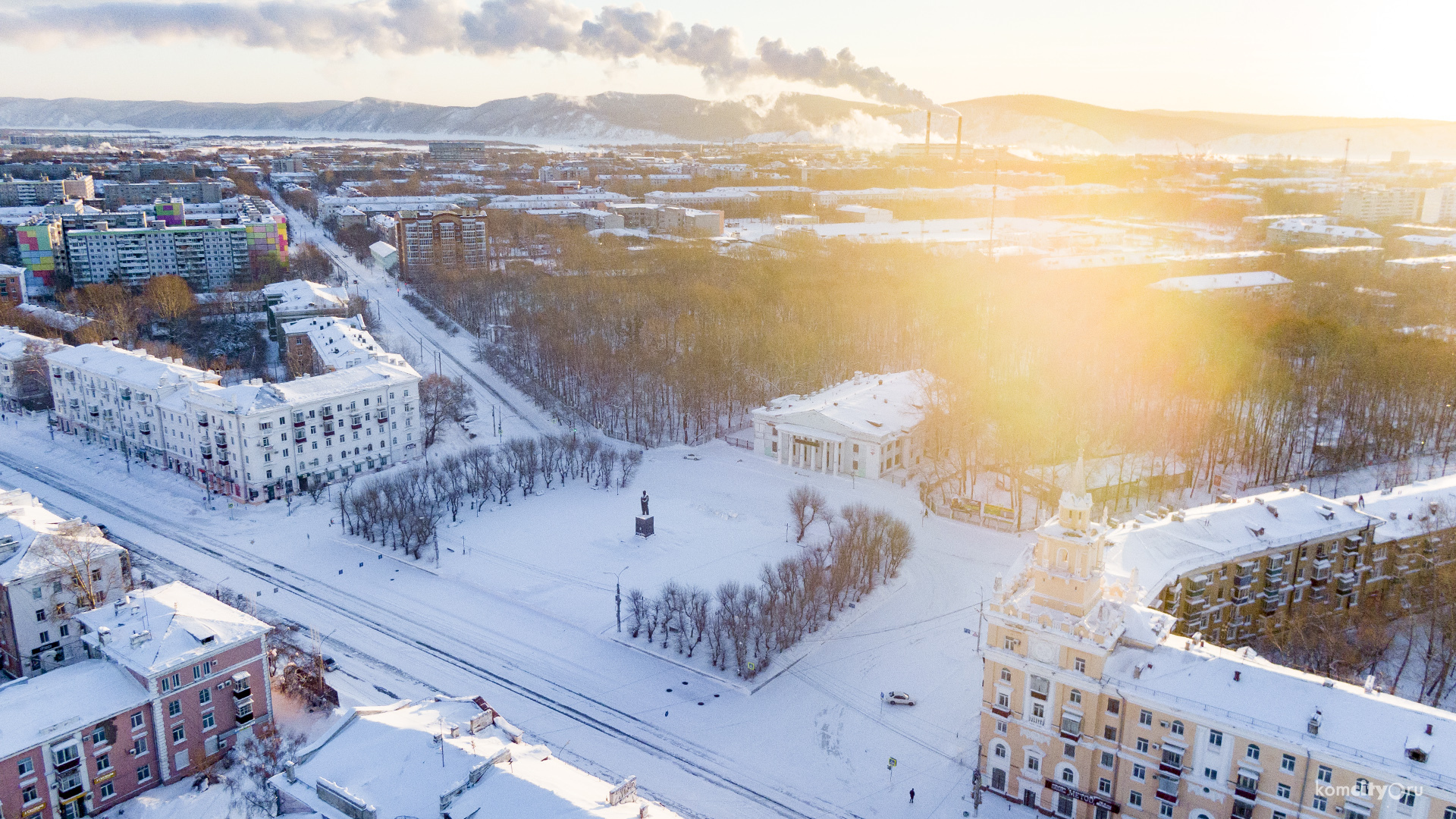 Первый восход 2022-го… пока он выглядит безоблачным