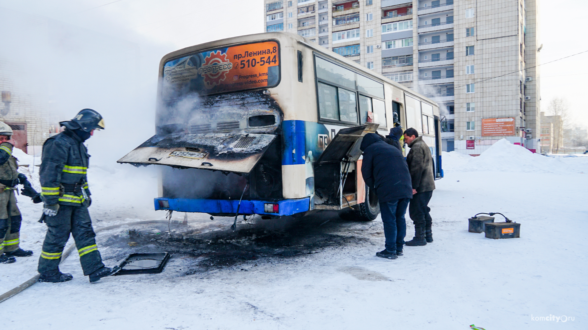 Минус один — На Дикопольцева сгорел 18-й автобус