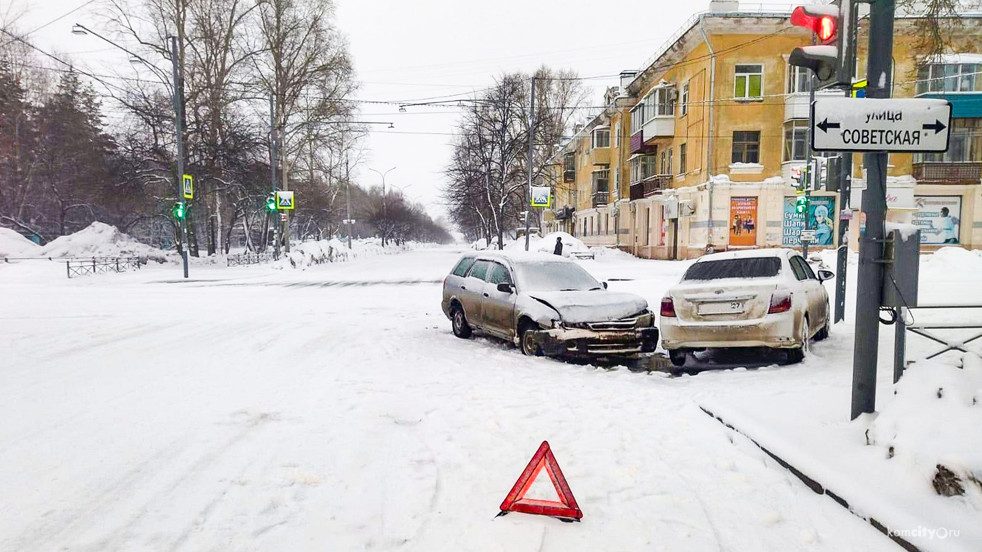 В столкновении на Калинина — Советской пострадала пассажирка