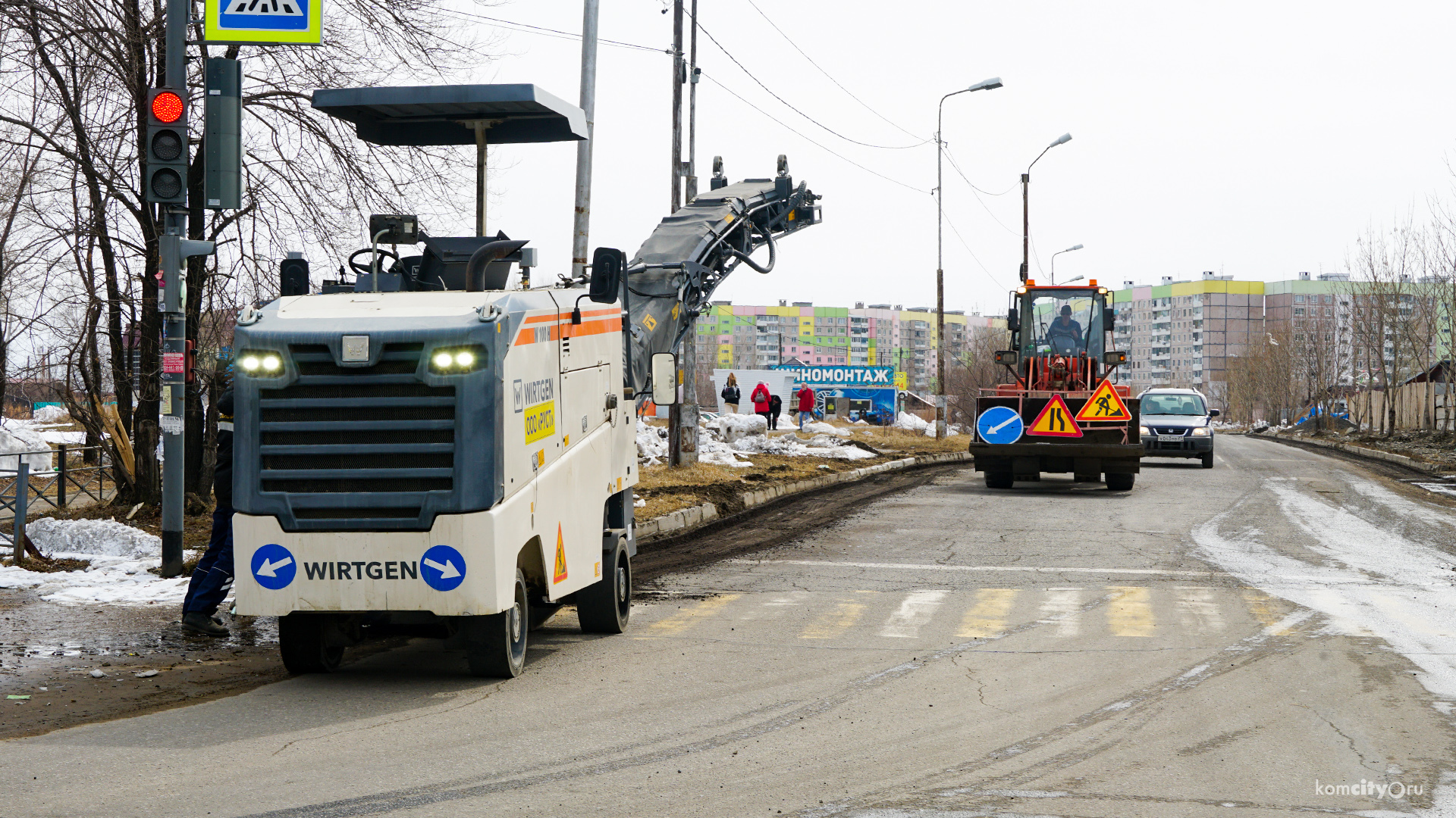 В Комсомольске открыли сезон дорожного ремонта