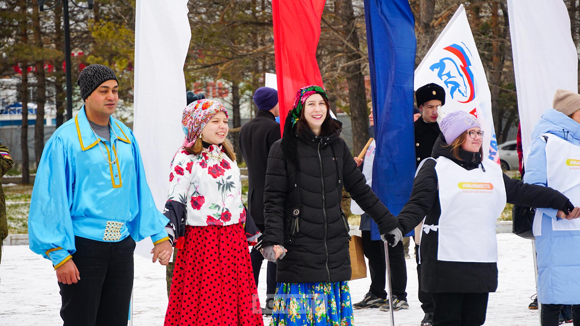 Хороводом Дружбы отметили в Комсомольске День народного единства