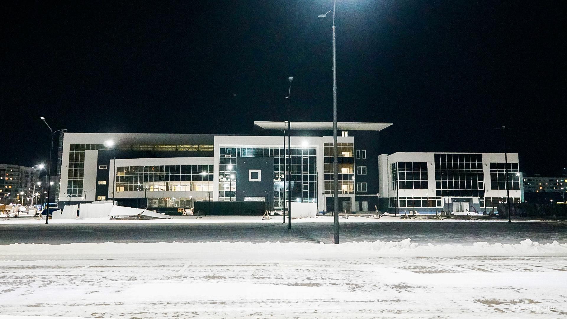 В Комсомольске расследуют смертельный случай на стройке нового спортцентра на пр. Победы