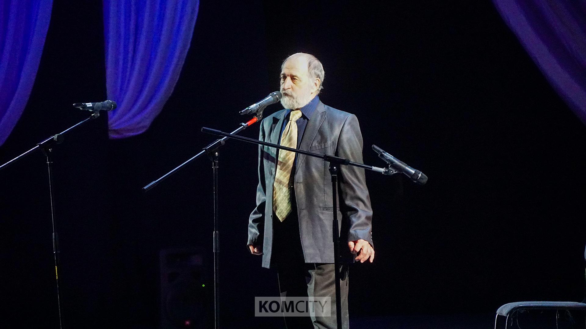 «Когда поёт душа» — конкурс ветеранской песни прошёл в ДК «Алмаз»