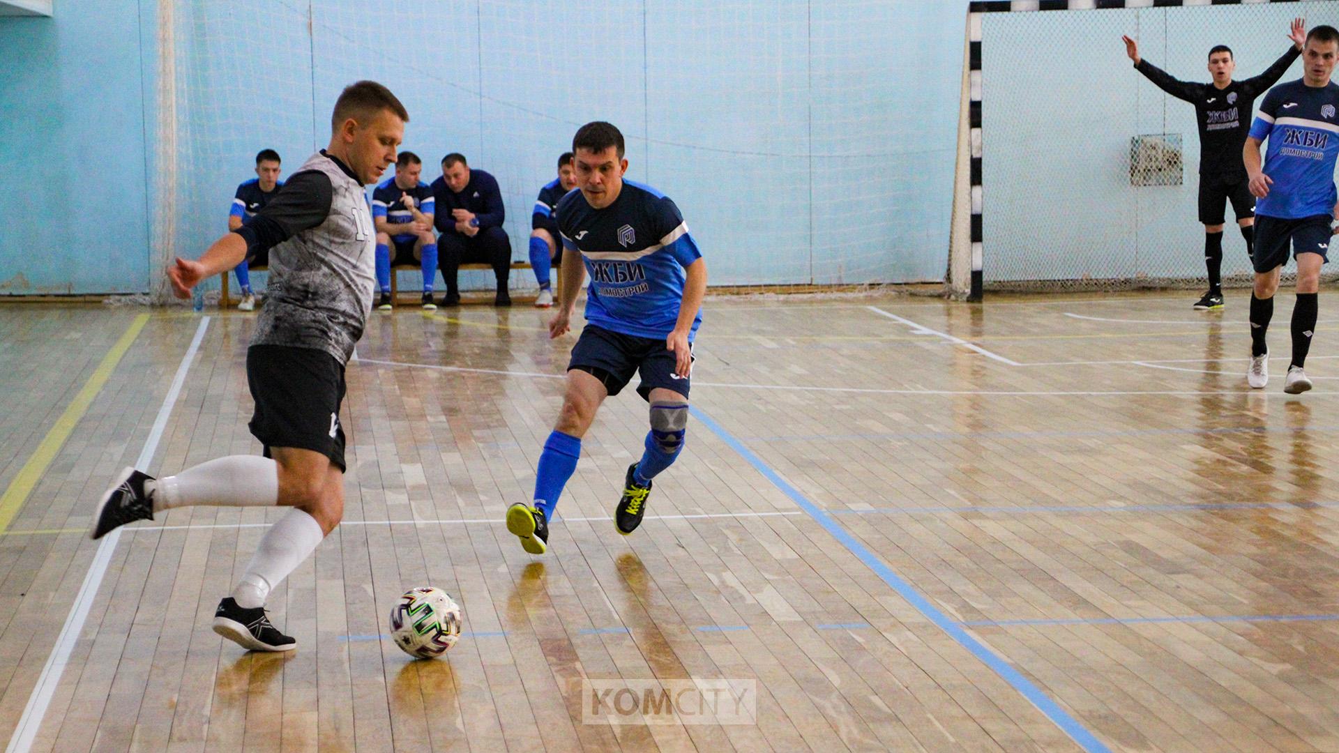 Команда из Комсомольска завоевала третье место в розыгрыше кубка по-мини футболу в Амурске