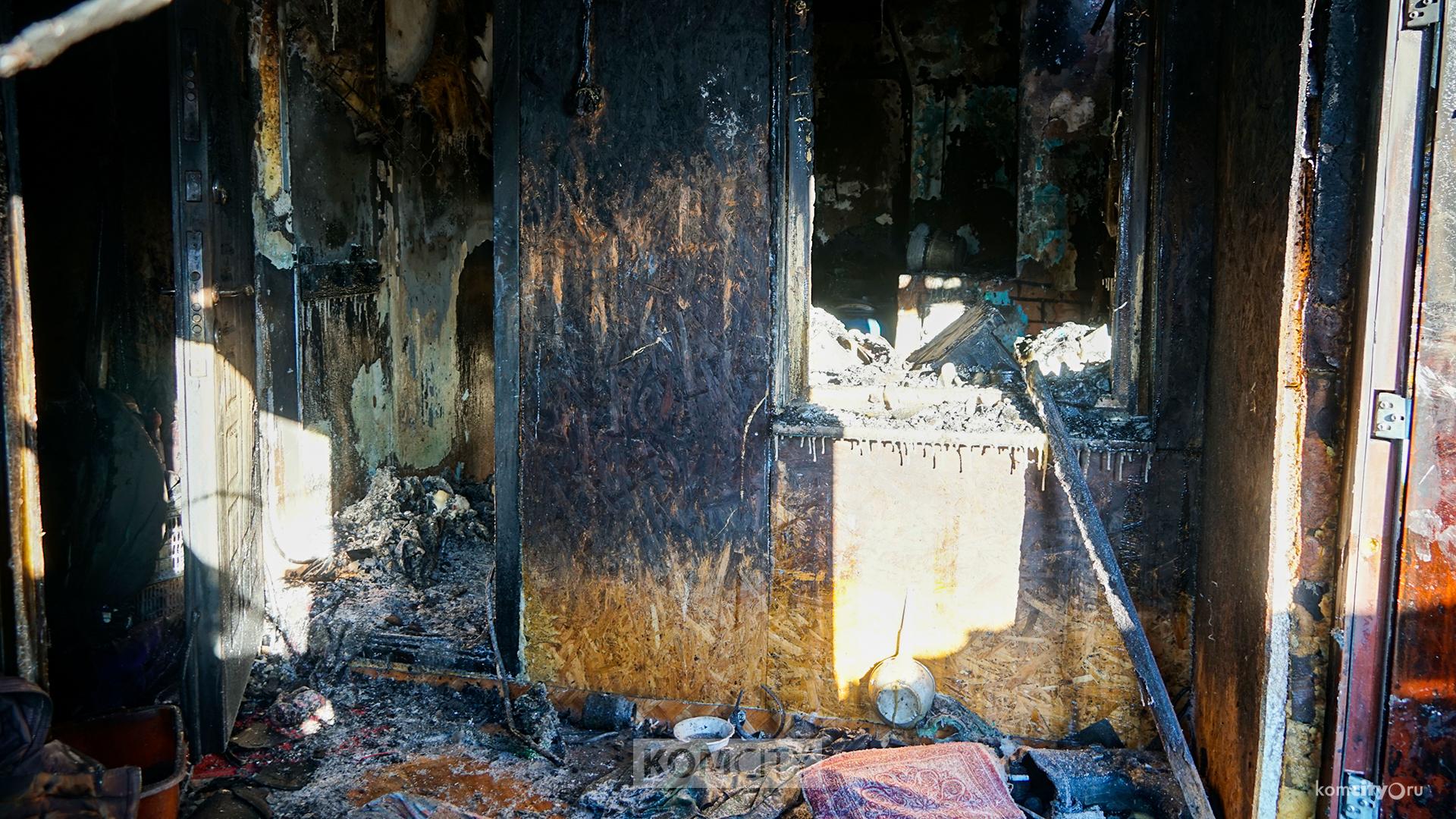 На Пивани мама и четверо детей остались без крова и вещей после пожара
