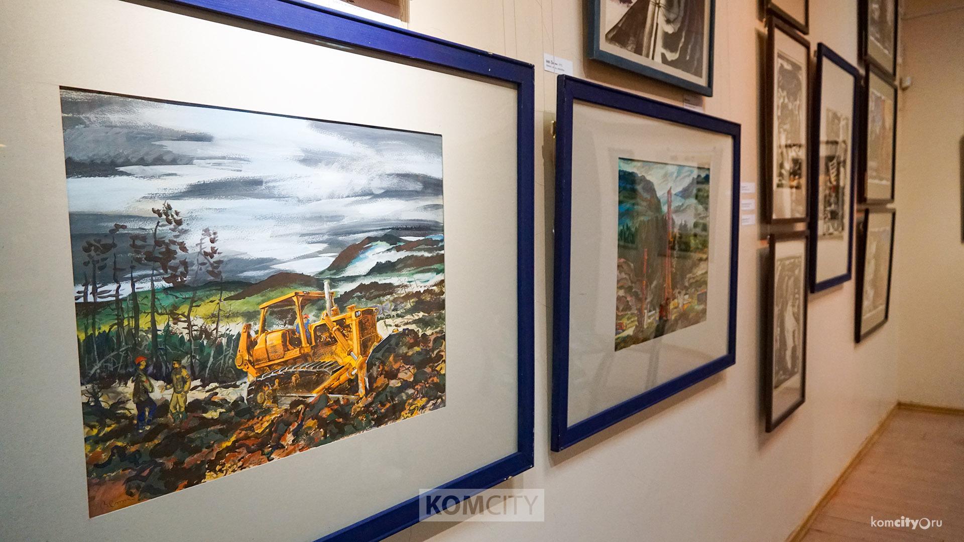 «Времена не выбирают» — в Художественном музее открылась персональная выставка Валерия Смирнова