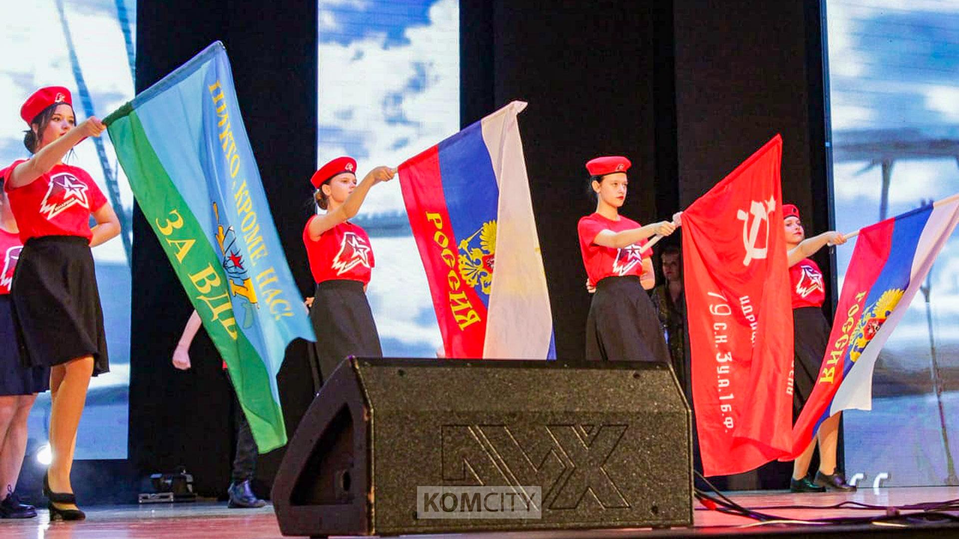 В ДК Авиастроителей прошёл Фестиваль солдатской песни